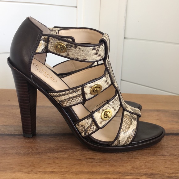 Stunning snakeskin print Tamarah heeled sandal with turn locks. - Picture 3 of 17